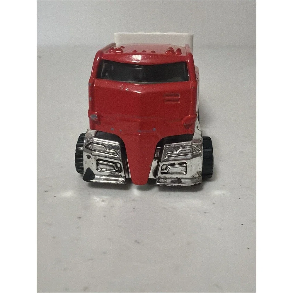 Mattel Hot Wheels 2013 Rig Dog Target Tractor Trailer 18 Wheeler Truck 7